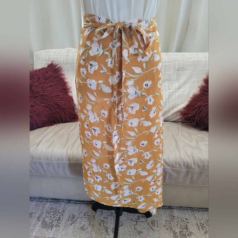 🌷2/$15 Wrap skirt for women.